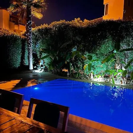 Villa Excellent 3 Storey With A Swimming Pool Belek