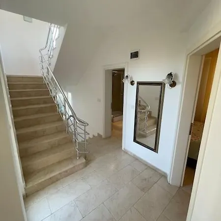 Excellent 3 Storey With A Swimming Pool * Belek