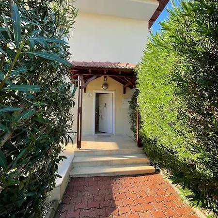 Excellent 3 Storey With A Swimming Pool Villa *