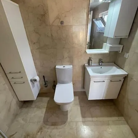 Excellent 3 Storey With A Swimming Pool Villa *