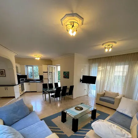 Excellent 3 Storey With A Swimming Pool * Belek